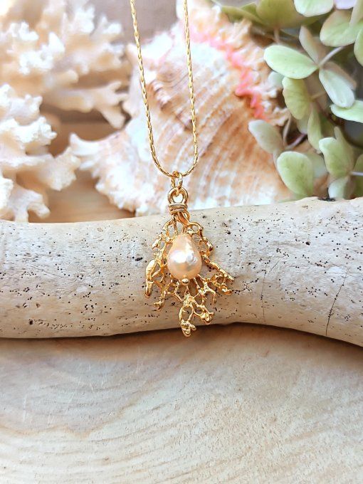 Collier corail doré